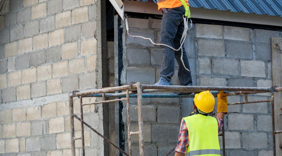 Professional residential roofers in Brewster, OH